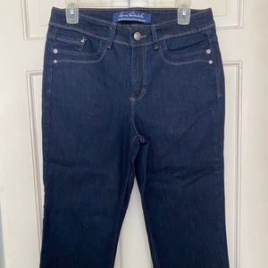 Gloria Vanderbilt perfect fit jeans